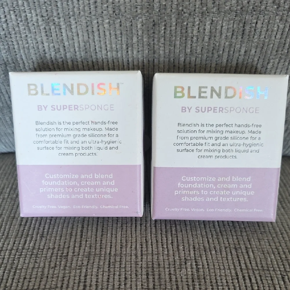 Blendish Silicone Pallet Ring And Makeup Sponge +‎ Scrubber Set By Supersponge